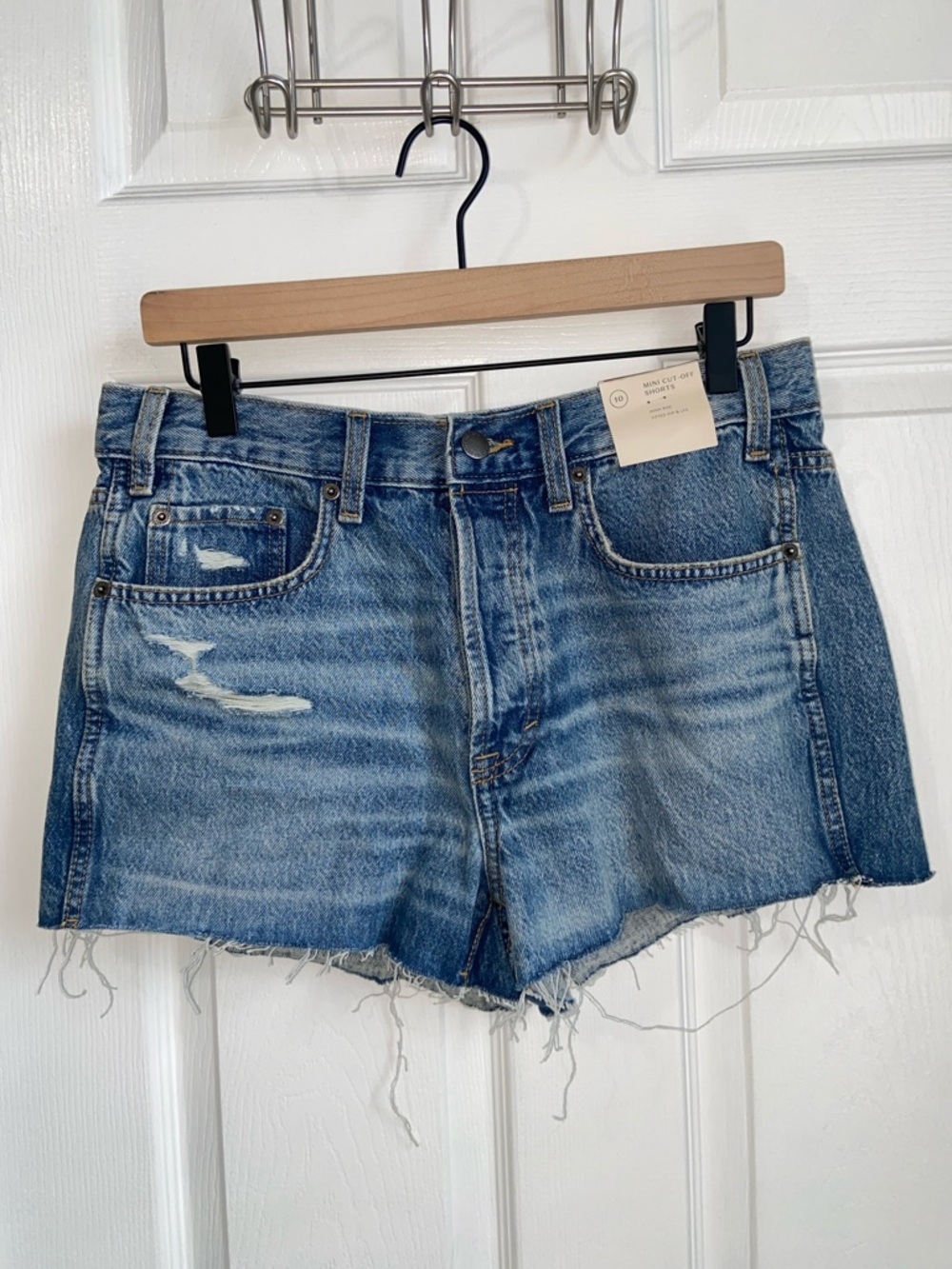 Universal Thread  high rise denim mini cut-off shorts NWT